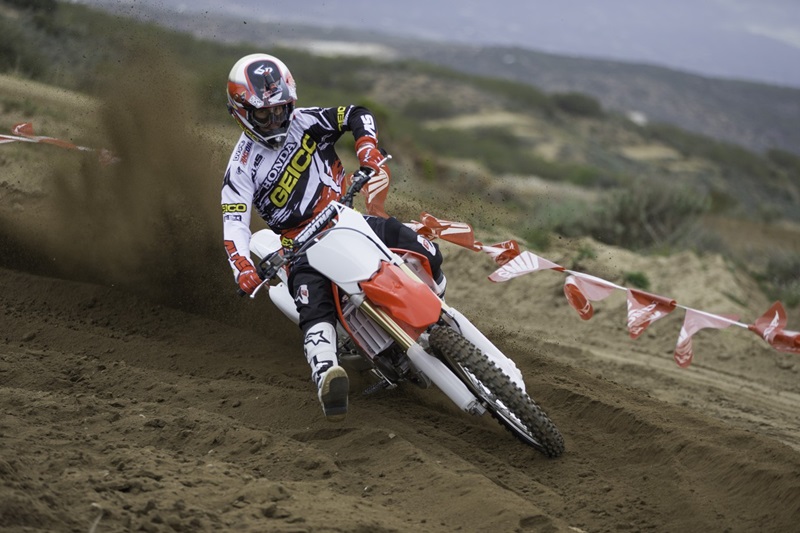 Honda crf250r Wheelie