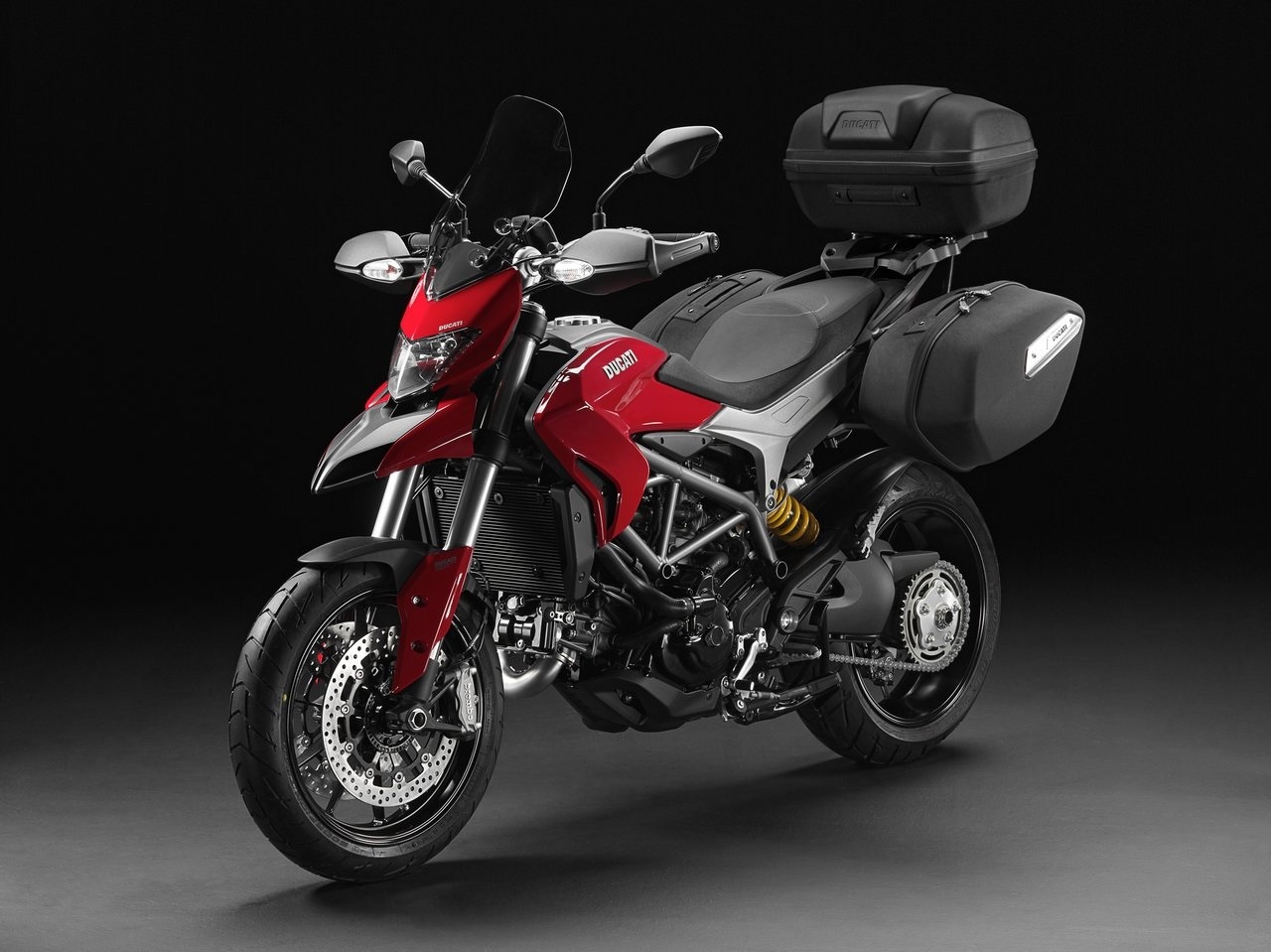 Ducati Hyperstrada 2013