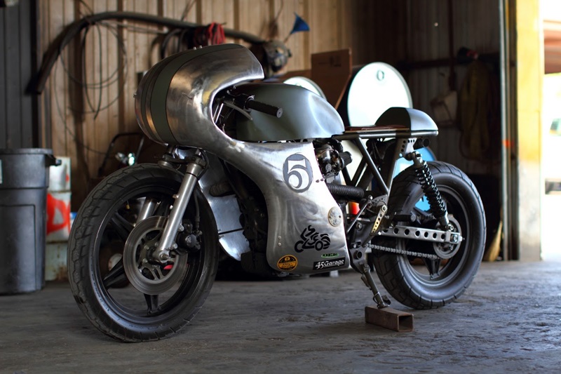 Honda cm Cafe Racer