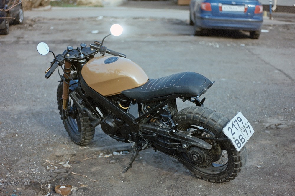 Honda Bros Custom Scrambler