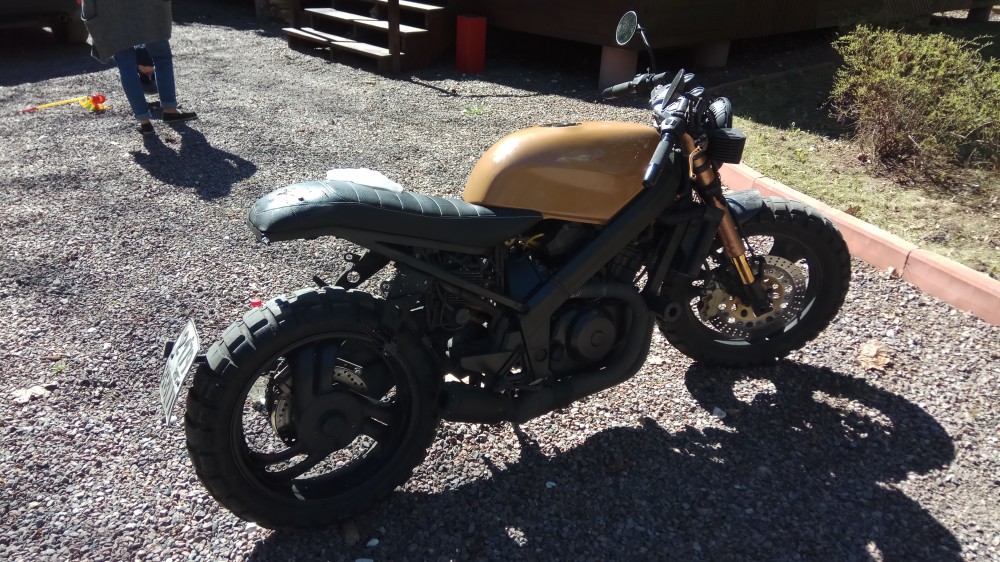 Honda Bros Custom Scrambler