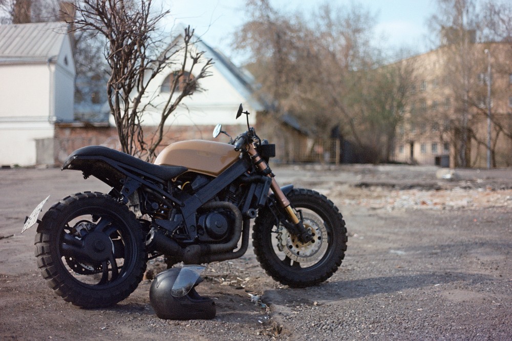 Honda Bros Custom Scrambler