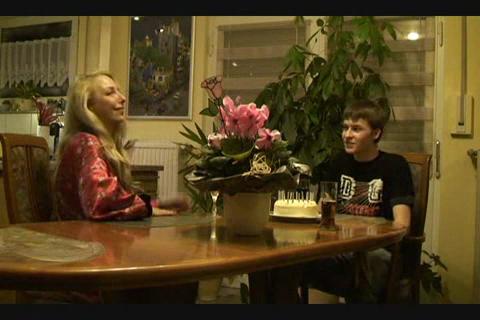 Мама с сыном  ролик 1/Mom with son german
